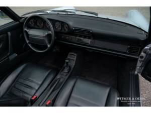 Bild 19/27 von Porsche 911 Carrera 2 (1992)