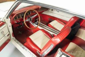 Image 13/19 of Ford Mustang GT (1966)