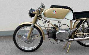 Immagine 2/58 di Rumi Junior Gentleman 125 (1962)