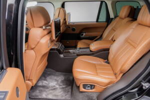 Bild 22/34 von Land Rover Range Rover Autobiography SDV8 (2015)