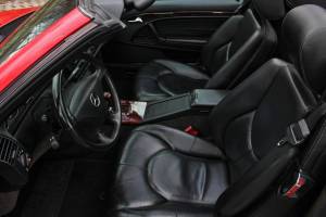 Immagine 10/21 di Mercedes-Benz SL 500 (2000)