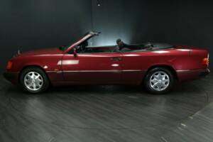Bild 3/50 von Mercedes-Benz 300 CE-24 (1992)