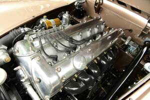 Image 45/50 de Jaguar XK 120 OTS (1950)