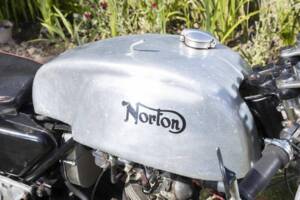 Image 23/26 of Norton Commando 920 (1976)