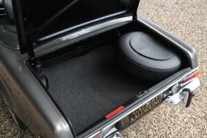 Bild 35/50 von Mercedes-Benz 280 SL (1971)