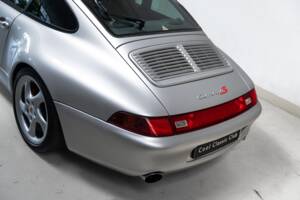 Bild 31/39 von Porsche 911 Carrera 4S (1997)