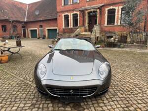 Afbeelding 43/74 van Ferrari 612 Scaglietti (2006)