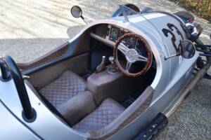 Bild 21/31 von Morgan 3-Wheeler (2014)