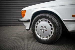 Imagen 10/35 de Mercedes-Benz 300 SL (1989)