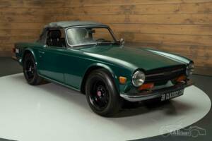 Image 12/19 of Triumph TR 6 (1974)