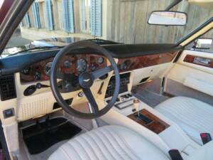 Bild 14/22 von Aston Martin V8 Volante (1980)