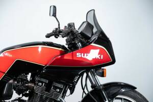 Image 27/50 de Suzuki GSX 1100 ES (1988)