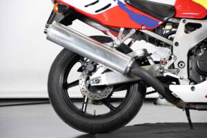 Immagine 26/50 di Honda CBR 900RR Fireblade (1996)