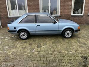 Bild 3/42 von Ford Escort 1.6 (1983)