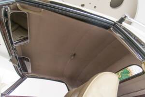 Image 25/45 of Mercedes-Benz 300 S Cabriolet A (1953)