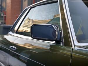 Afbeelding 18/41 van Mercedes-Benz 280 SLC (1977)