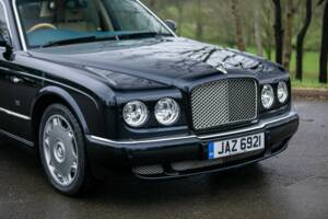 Image 8/50 of Bentley Arnage R (2006)