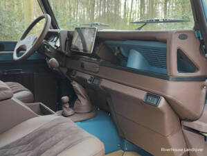 Immagine 9/25 di Land Rover Defender 90 (1997)