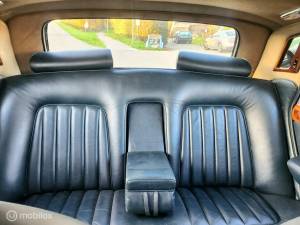 Image 39/50 of Rolls-Royce Silver Shadow I (1974)