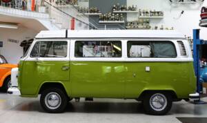 Image 11/25 de Volkswagen T2b Camper (1979)