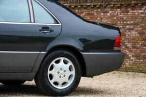 Bild 21/50 von Mercedes-Benz 400 SE (1991)
