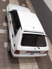Imagen 11/15 de Lancia Delta HF Integrale 16V (1992)
