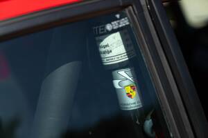 Image 19/50 de Porsche 911 Carrera RS (1991)