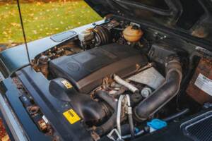 Bild 10/50 von Land Rover Defender 110 (2005)