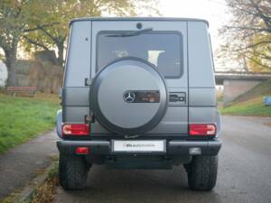 Image 2/38 of Mercedes-Benz G 500 (LWB) (2016)