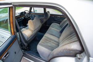 Immagine 18/34 di Mercedes-Benz 300 SEL 3.5 (1972)