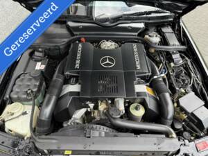 Image 36/50 of Mercedes-Benz 500 SL (1991)
