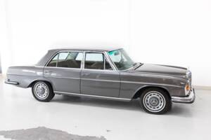 Bild 31/32 von Mercedes-Benz 300 SEL 3.5 (1970)