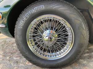 Afbeelding 14/47 van Jaguar E-Type V12 (2+2) (1973)