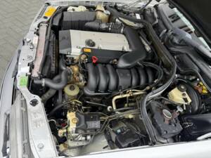 Bild 39/50 von Mercedes-Benz E 320 (1995)