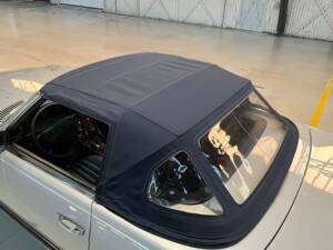 Immagine 39/52 di Mercedes-Benz 500 SL (1984)