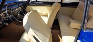 Image 19/46 of Peugeot 404 Coupé (1967)