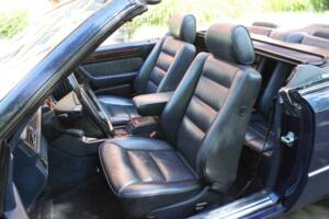Image 15/21 of Mercedes-Benz E 320 (1995)