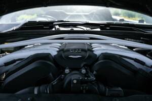 Image 26/50 of Aston Martin Vanquish Volante (2014)