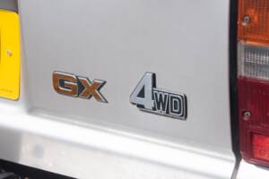 Image 11/46 of Toyota Land Cruiser HJ61 GX (1988)