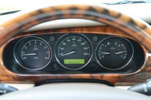 Imagen 4/50 de Jaguar XJ 8 4.2 (2006)