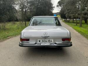 Imagen 8/42 de Mercedes-Benz 250 SE (1967)