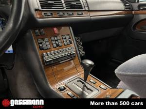 Imagen 14/15 de Mercedes-Benz 300 SE (1991)