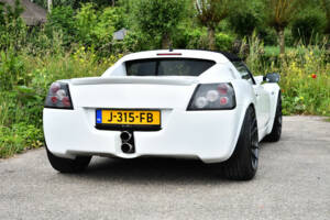Imagen 3/6 de Opel Speedster 2.2 (2002)