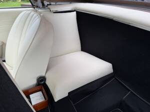 Image 15/26 de Mercedes-Benz 230 SL (1965)