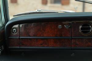 Image 39/50 of Rolls-Royce Silver Wraith II (1979)