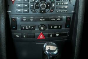 Bild 25/45 von Peugeot 407 3.0i V6 (2006)
