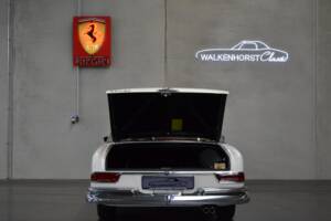 Image 48/61 de Mercedes-Benz 250 SE (1966)
