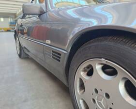 Image 23/50 de Mercedes-Benz 300 SL-24 (1992)