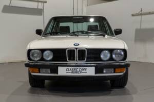 Afbeelding 8/52 van BMW 528i (1984)