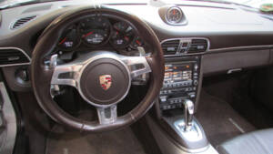 Bild 12/21 von Porsche 911 Carrera 4 GTS (2012)